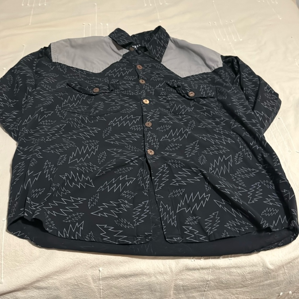 Jayli 13 point button up